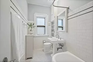 906 Oakton St, Evanston, IL 60202 - Photo 19