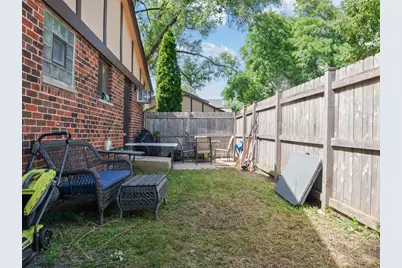 18W133 Kirkland Lane, Villa Park, IL 60181 - Photo 15