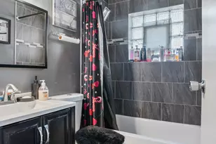 18W133 Kirkland Ln, Villa Park, IL 60181 - Photo 9
