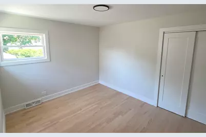 316 N Reuter Drive, Arlington Heights, IL 60005 - Photo 13