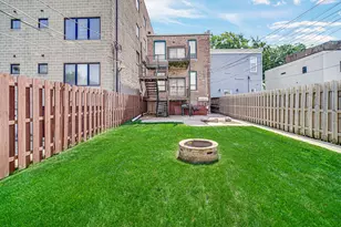 4016 S Indiana Ave, Chicago, IL 60653 - Photo 23