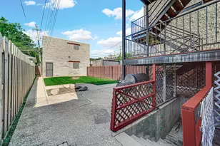 4016 S Indiana Ave, Chicago, IL 60653 - Photo 29