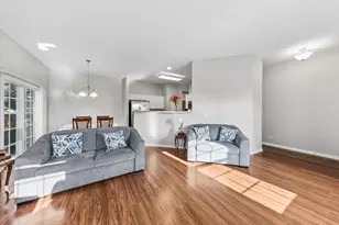 13142 W Sheffield Ln, Beach Park, IL 60083 - Photo 5