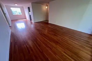 10125 Cherry Pkwy, Skokie, IL 60076 - Photo 5