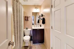 2044 N Winchester Ave, Chicago, IL 60614 - Photo 11