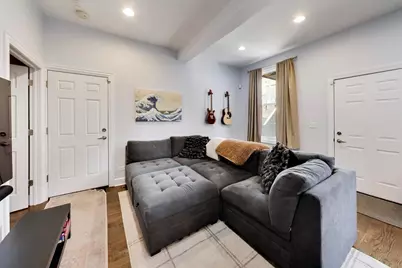 2044 N Winchester Avenue #1R, Chicago, IL 60614 - Photo 3