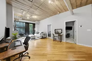 1111 W 14th Pl, Chicago, IL 60608 - Photo 3