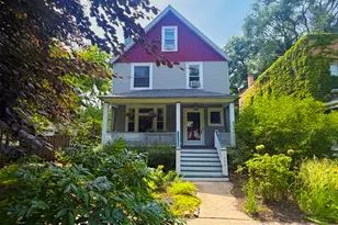 1004 Ashland Ave, Evanston, IL 60202 - Photo 1