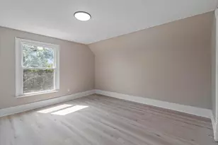 649 Wellington Ave, Elgin, IL 60120 - Photo 27
