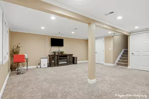 6044 Canterbury Ln, Hoffman Estates, IL 60192 - Photo 23