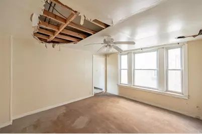 1427 E 66th Place, Chicago, IL 60637 - Photo 7