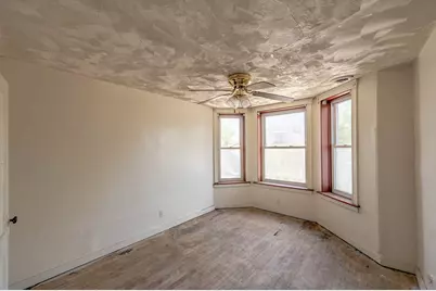 1427 E 66th Place, Chicago, IL 60637 - Photo 19