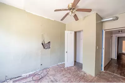 1427 E 66th Place, Chicago, IL 60637 - Photo 11