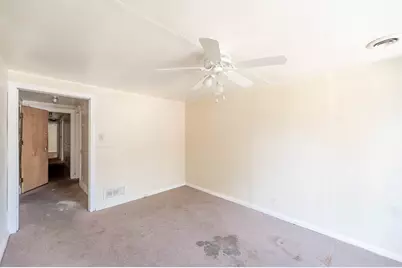 1427 E 66th Place, Chicago, IL 60637 - Photo 3