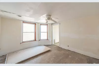1427 E 66th Place, Chicago, IL 60637 - Photo 31