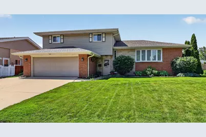540 W Potter Street, Wood Dale, IL 60191 - Photo 1