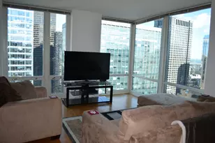 345 N LaSalle St, Chicago, IL 60654 - Photo 9