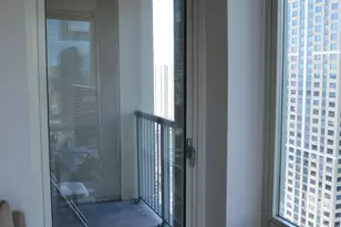 345 N LaSalle St, Chicago, IL 60654 - Photo 11
