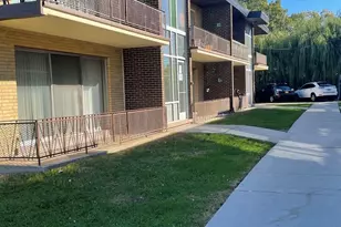 9517 Mansfield Ave, Oak Lawn, IL 60453 - Photo 1