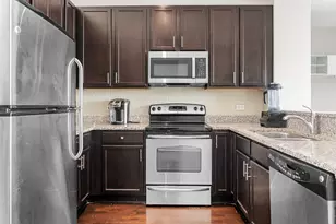 1901 S Calumet Ave, Chicago, IL 60616 - Photo 5