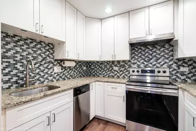 147 W Elk Trail #147, Carol Stream, IL 60188 - Photo 13