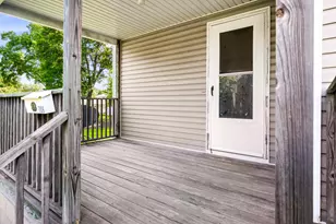 708 N Mill St, Leroy, IL 61752 - Photo 3