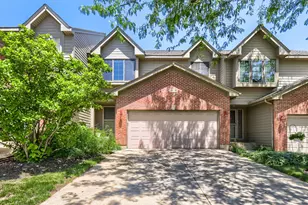 2016 Jeffrey Ln, Elgin, IL 60123 - Photo 1