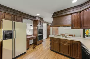 7 Timber Creek Dr, Yorkville, IL 60560 - Photo 15