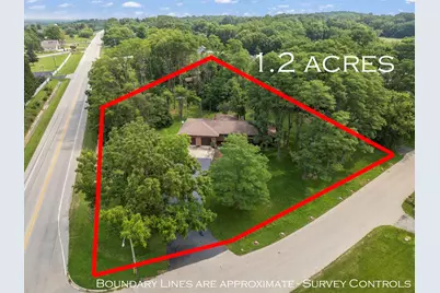 7 Timbercreek Drive, Yorkville, IL 60560 - Photo 3