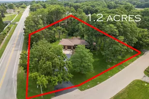 7 Timber Creek Dr, Yorkville, IL 60560 - Photo 3