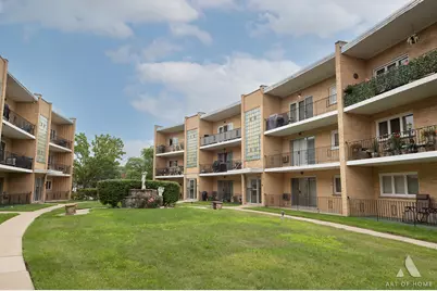 10316 S Pulaski Road #303, Oak Lawn, IL 60453 - Photo 3