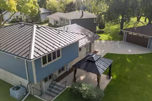 740 Terrace Ct, Schaumburg, IL 60193 - Photo 37