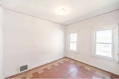 14947 Hamlin Avenue, Midlothian, IL 60445 - Photo 7