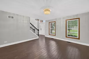 24105 Cropland Dr, Plainfield, IL 60544 - Photo 3