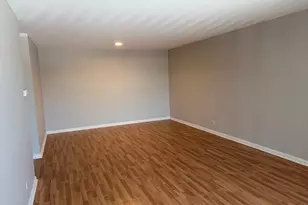 500 W Huntington Commons Rd, Mount Prospect, IL 60056 - Photo 7