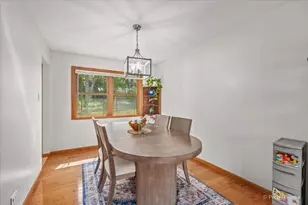 163 S Circle Ave, Bloomingdale, IL 60108 - Photo 7