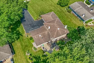 163 S Circle Ave, Bloomingdale, IL 60108 - Photo 43