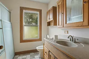 9836 E Maize Rd, Ridott, IL 61067 - Photo 25