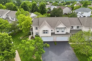 2233 Sunrise Cir, Aurora, IL 60503 - Photo 1