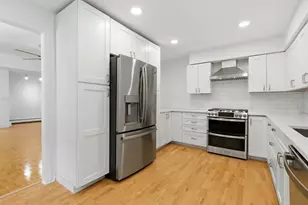 1310 Maple Ave, Evanston, IL 60201 - Photo 3