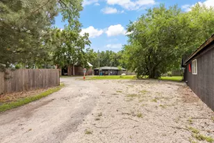 2013 Beecher Rd, Plano, IL 60545 - Photo 35