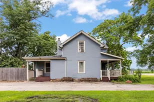 2013 Beecher Rd, Plano, IL 60545 - Photo 5