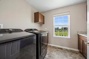 13752 Anne Dr, Lemont, IL 60439 - Photo 25