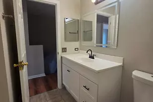 407 Trenton Ct, Aurora, IL 60504 - Photo 11