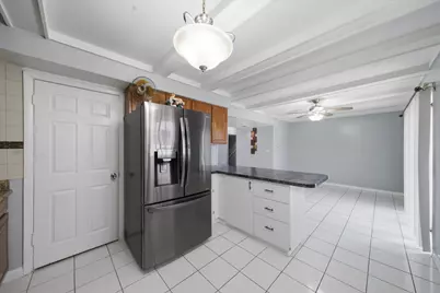 9005 Sherry Lane, Des Plaines, IL 60016 - Photo 13