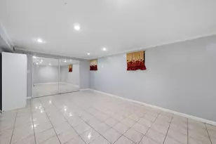 9005 Sherry Ln, Des Plaines, IL 60016 - Photo 21