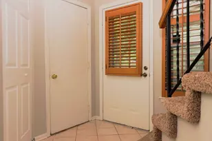 1333 Cranbrook Ct, Schaumburg, IL 60193 - Photo 11