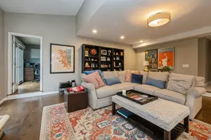 445 Blue Ash Dr, Buffalo Grove, IL 60089 - Photo 7