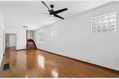 6521 S Saint Lawrence Avenue, Chicago, IL 60637 - Photo 5