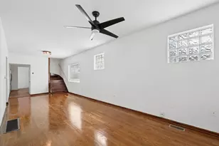 6521 S St Lawrence Ave, Chicago, IL 60637 - Photo 5